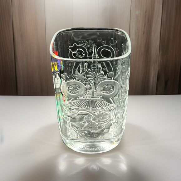 Vintage McDonald’s MK Disney World 2000 “Millennium Celebration” Mickey Glass - Picture 4 of 7